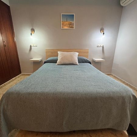 Hostal Miramar Los Canos De Meca Buitenkant foto