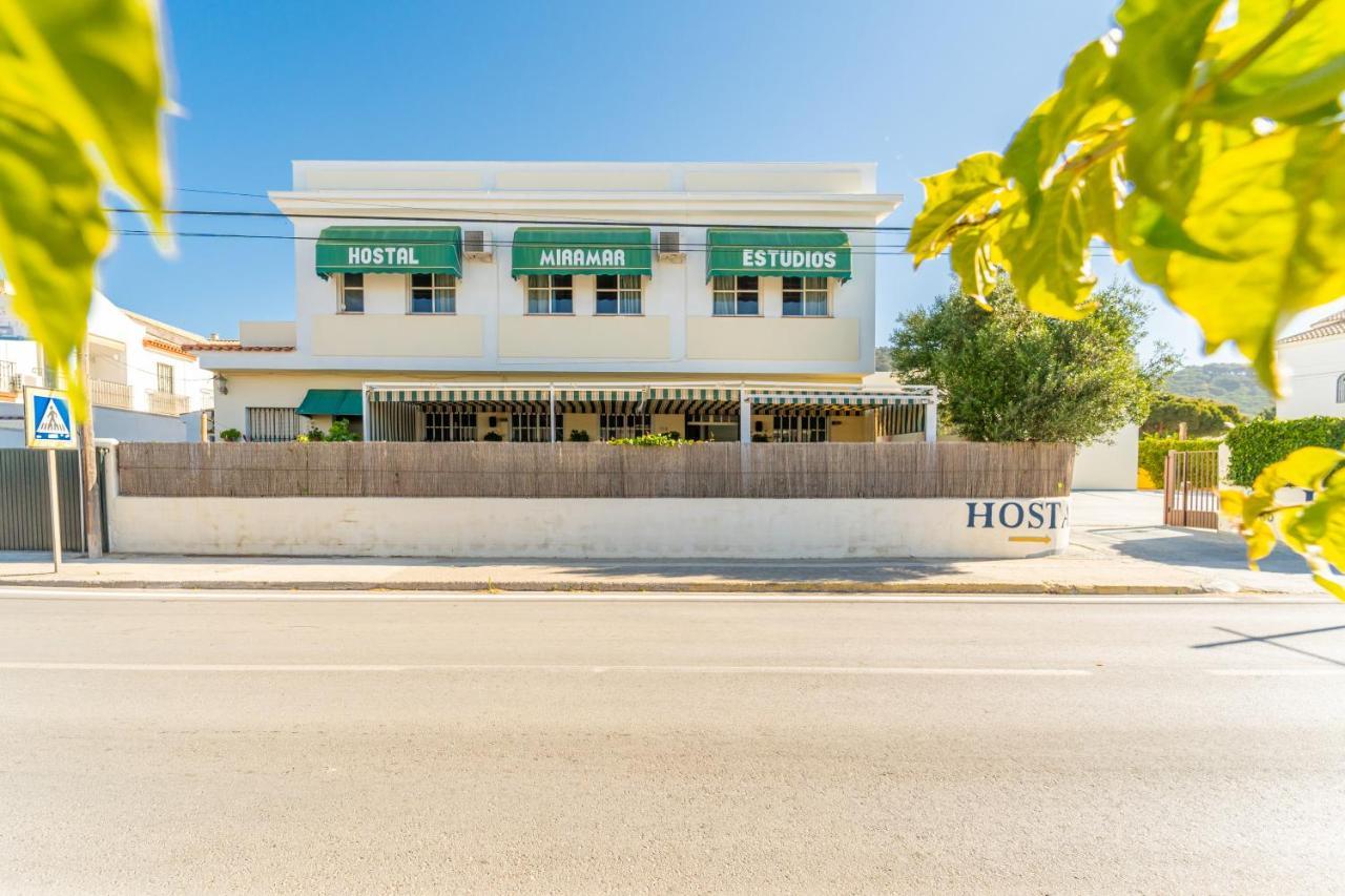 Hostal Miramar Los Canos De Meca Buitenkant foto