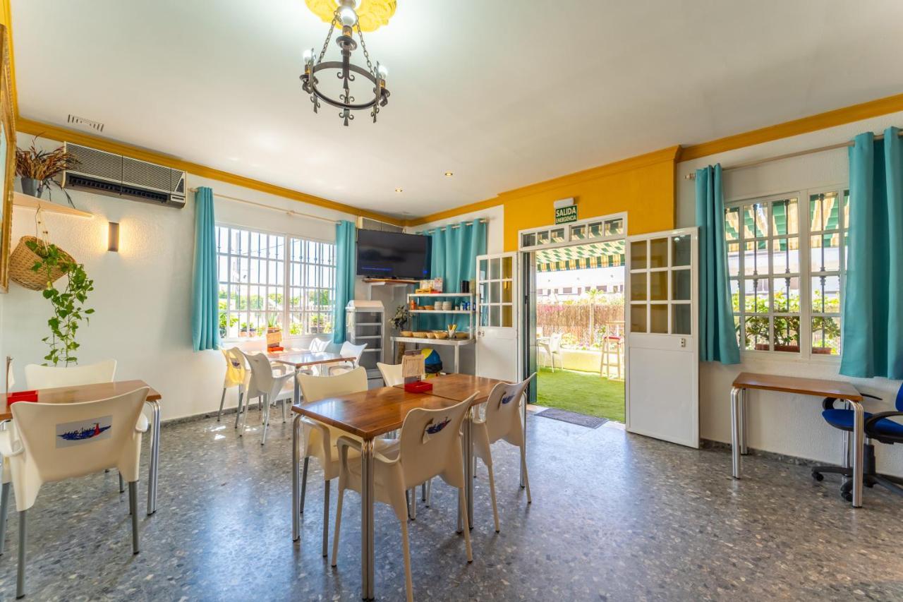 Hostal Miramar Los Canos De Meca Buitenkant foto