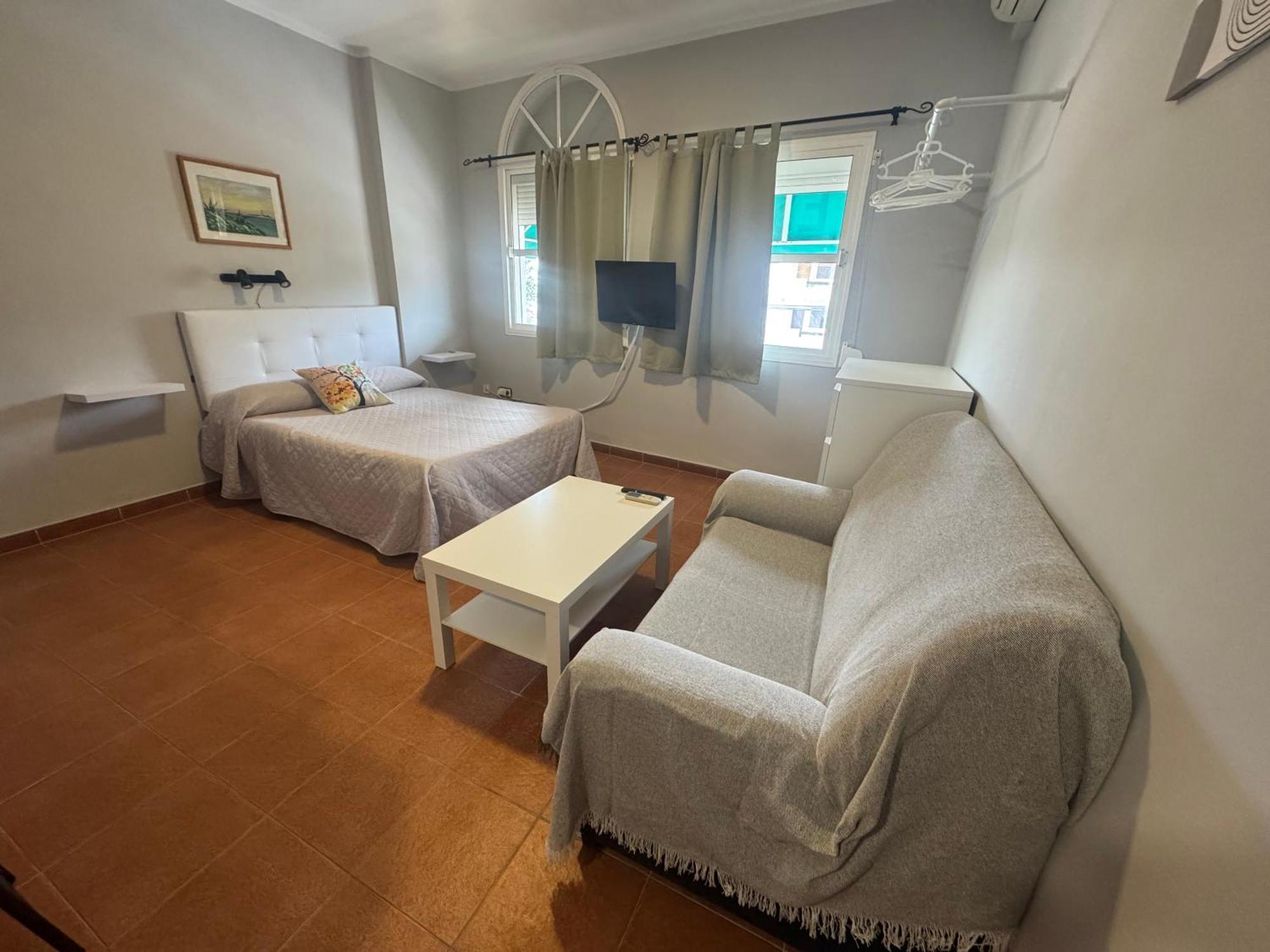 Hostal Miramar Los Canos De Meca Buitenkant foto