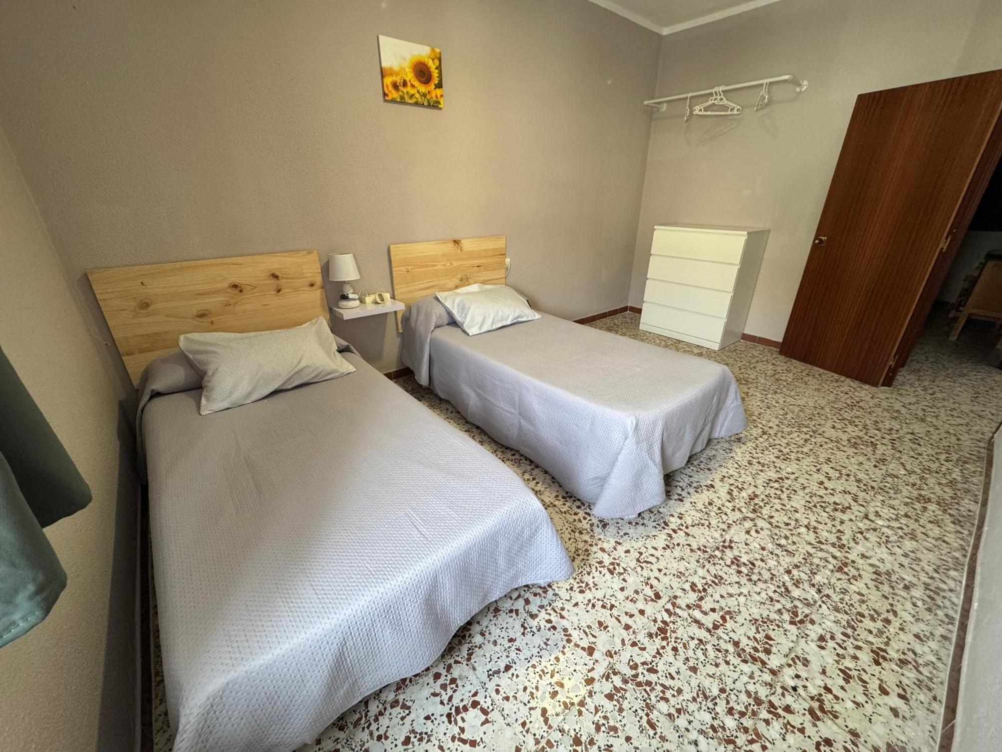 Hostal Miramar Los Canos De Meca Buitenkant foto