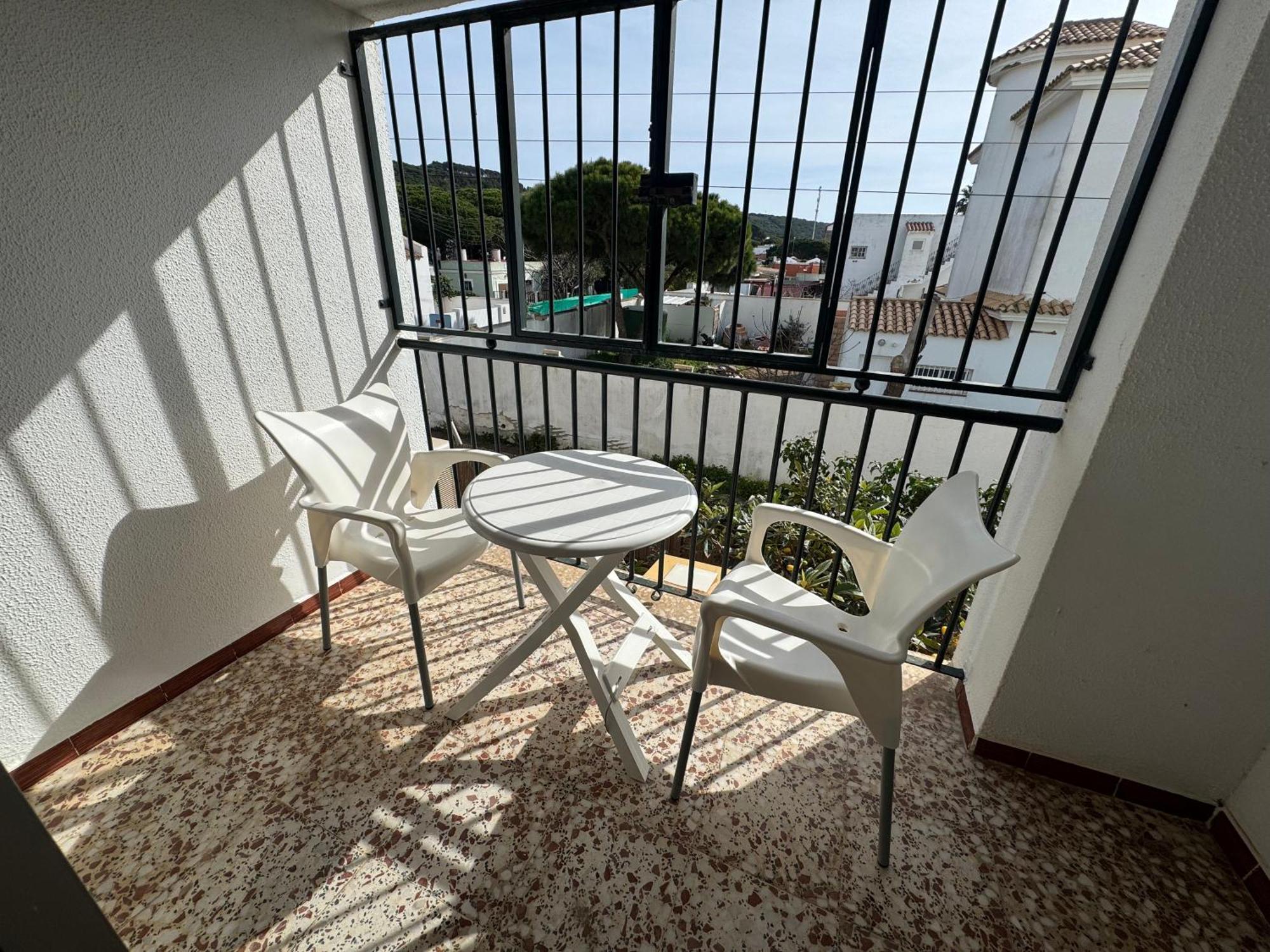 Hostal Miramar Los Canos De Meca Buitenkant foto