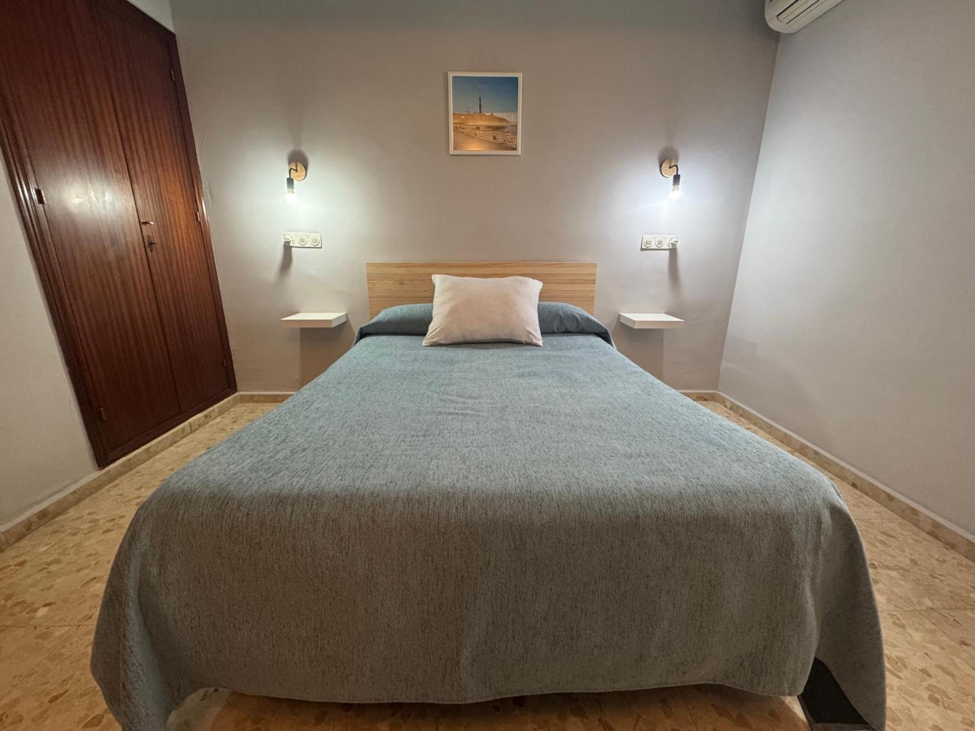 Hostal Miramar Los Canos De Meca Buitenkant foto