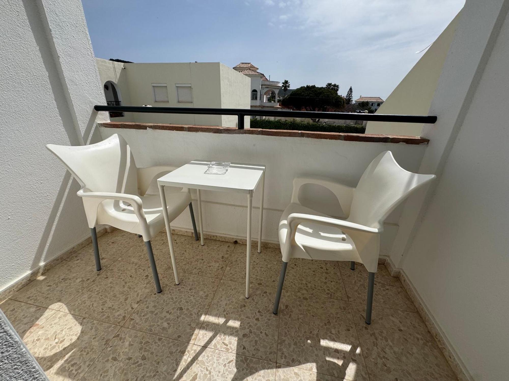 Hostal Miramar Los Canos De Meca Buitenkant foto